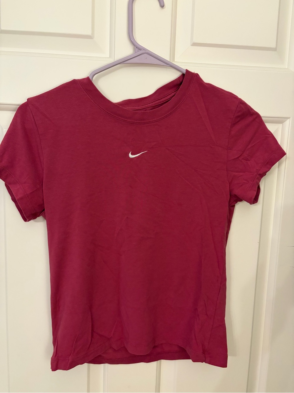Nike Women's Short Sleeve Berry pink T-Shirt